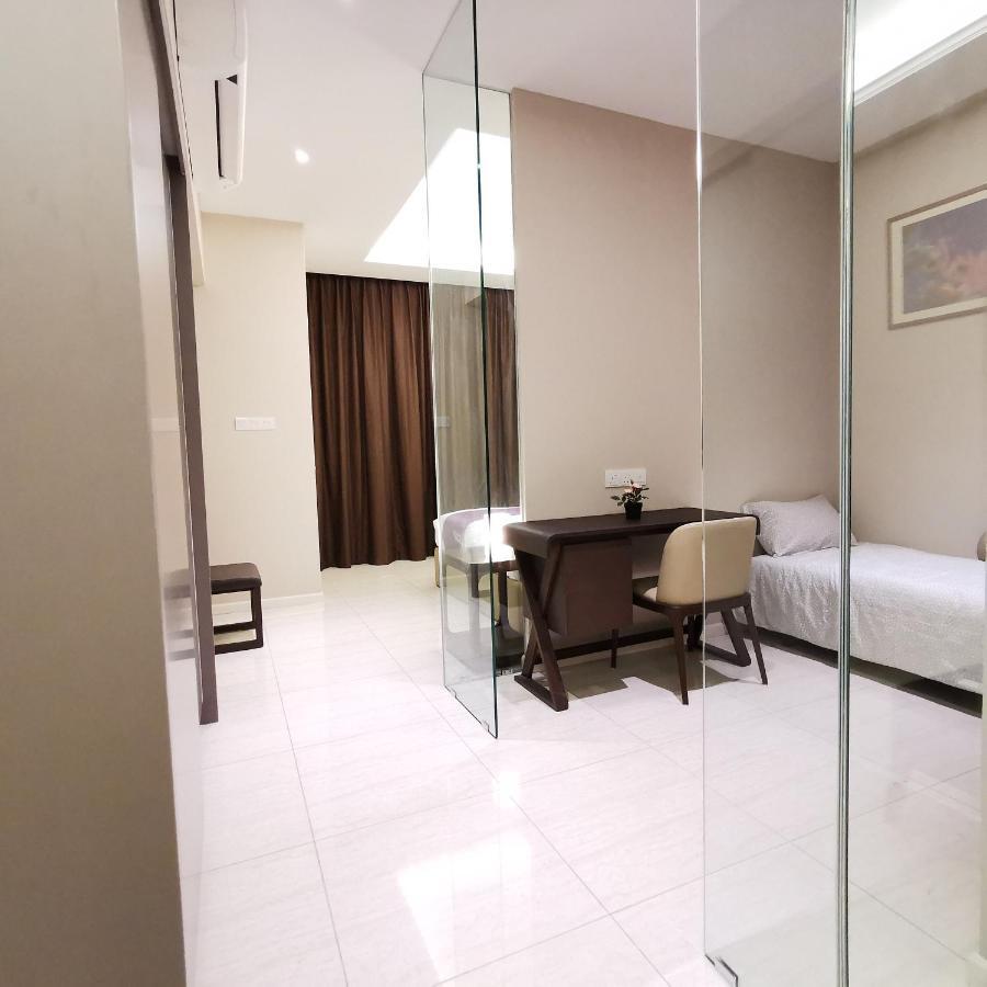 Sky Pool Elegant Suite @ Sri Hartamas クアラルンプール エクステリア 写真