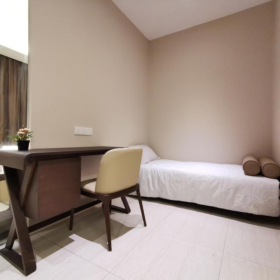 Sky Pool Elegant Suite @ Sri Hartamas クアラルンプール エクステリア 写真