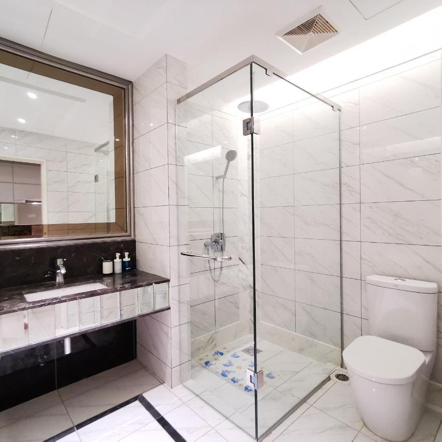 Sky Pool Elegant Suite @ Sri Hartamas クアラルンプール エクステリア 写真