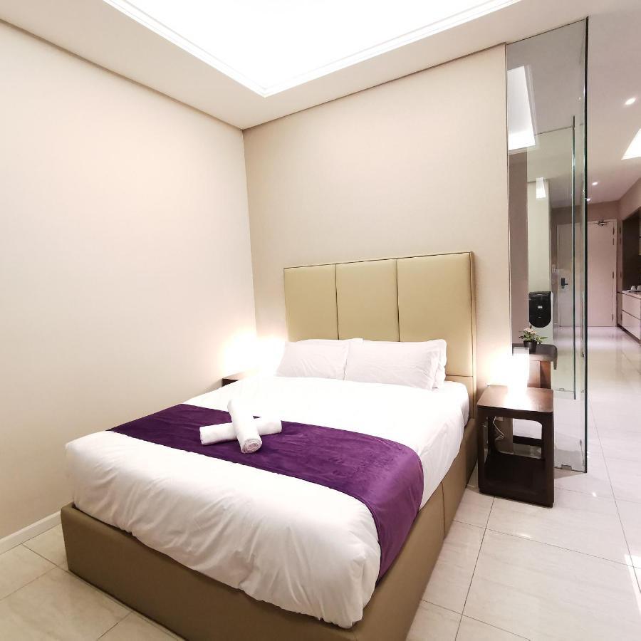 Sky Pool Elegant Suite @ Sri Hartamas クアラルンプール エクステリア 写真